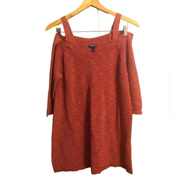 Torrid Cold Shoulder Dusty Rose Pullover Sweater. Size 2 - Picture 1 of 6
